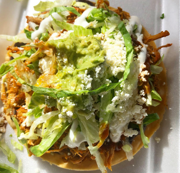 Cochinita Tostada