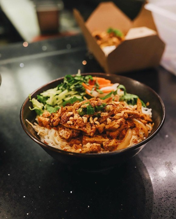 Vegan Tofu Lemongrass Vermicelli Bowl (G)