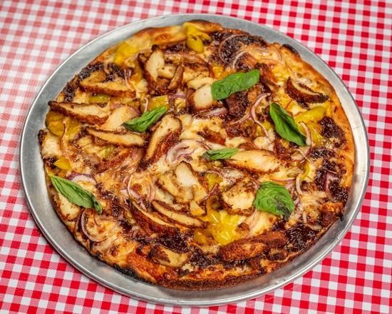 Bar Pie BBQ Chicken, Banana Peppers & Red Onion