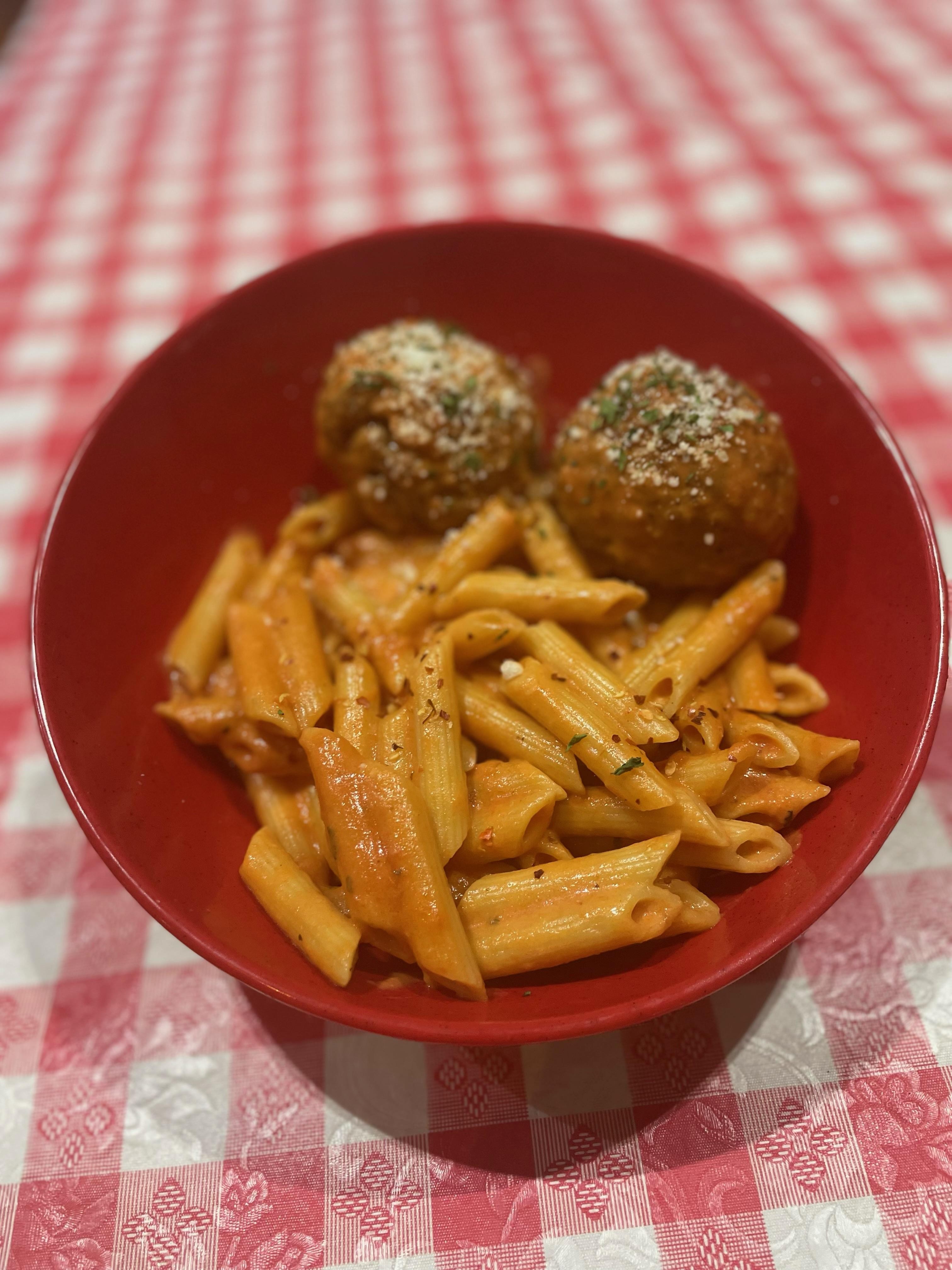 Penne With Vodka Sauce and two meatballs