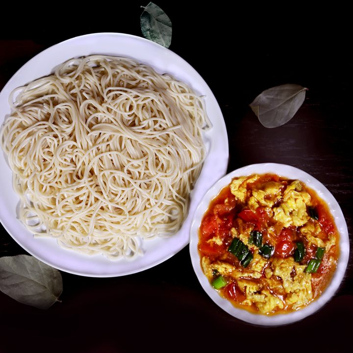 Noodles With Tomato Egg Sauce