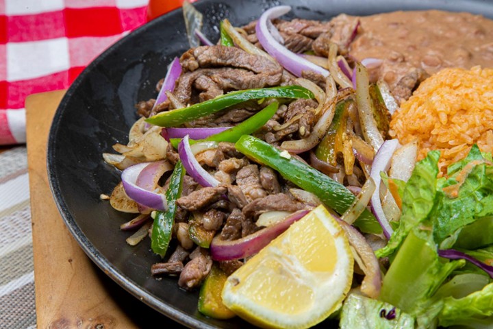 Carne Encebollada