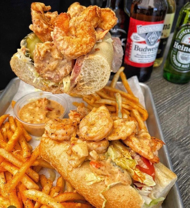 Blackened Shrimp Po'Boy