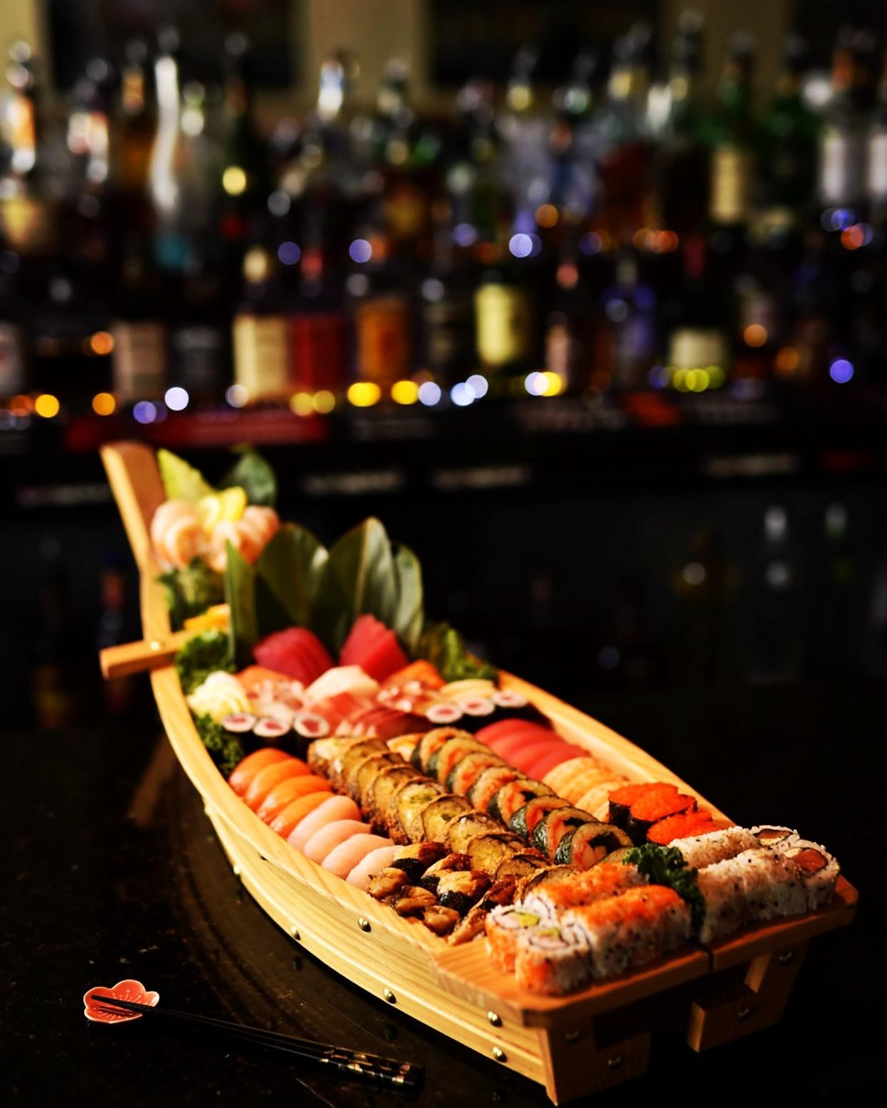 SUSHI BOAT FOR 4