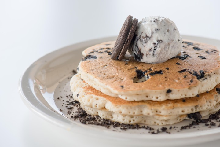 Cookies & Crème Pancakes (3)