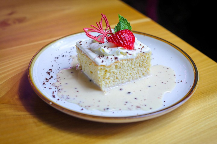 TRES LECHES