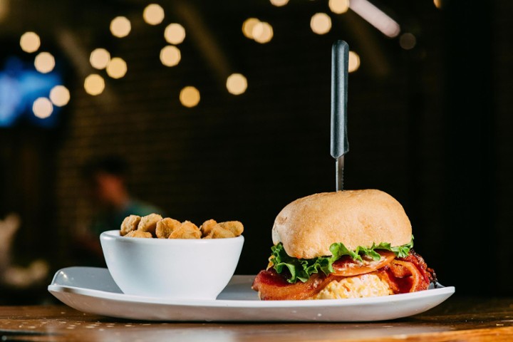 Bacon Pimento Cheese Burger