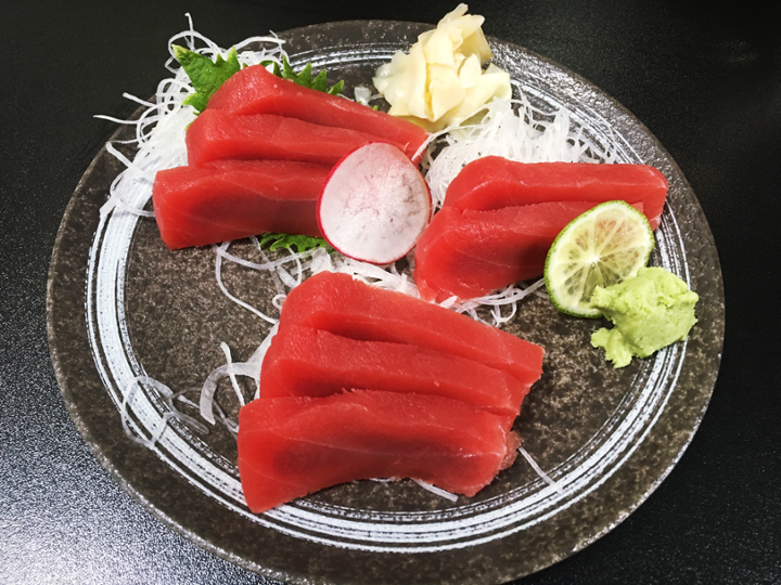 Tuna sashimi