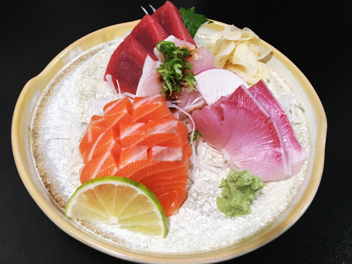 Sashimi combo 10 pc.