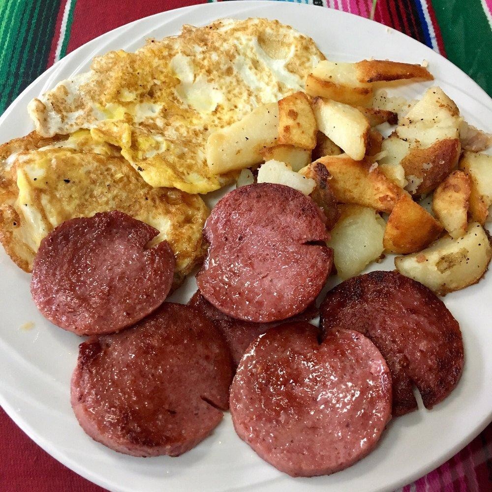 Salami, Huevo y Papa Casera (Salami, Egg and Homemade Potato)