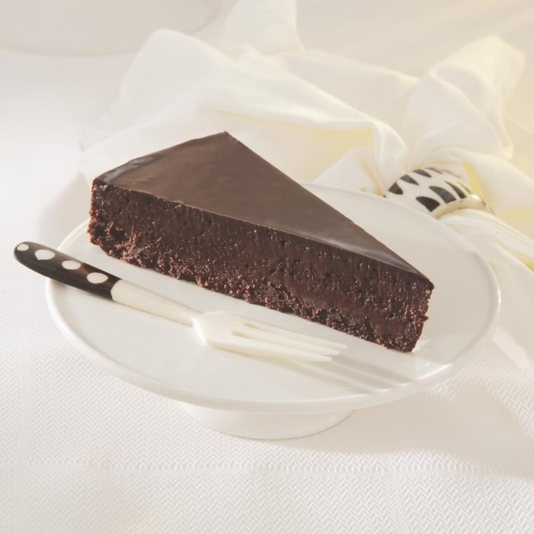 GF Flourless Chocolate Cake
