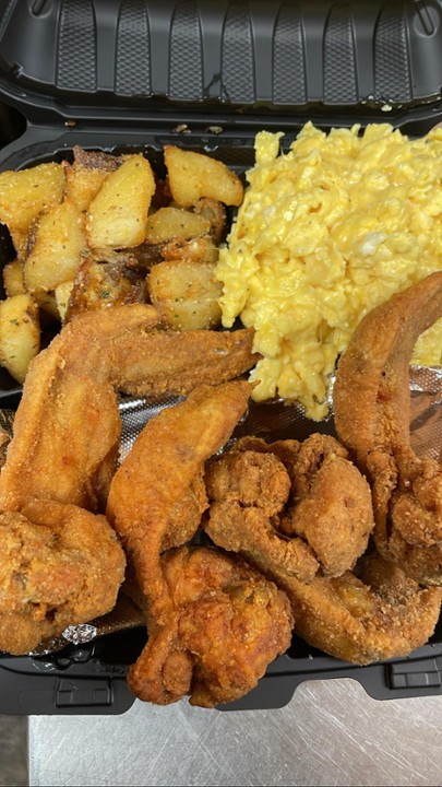 Chicken Wing Breakfast Platter