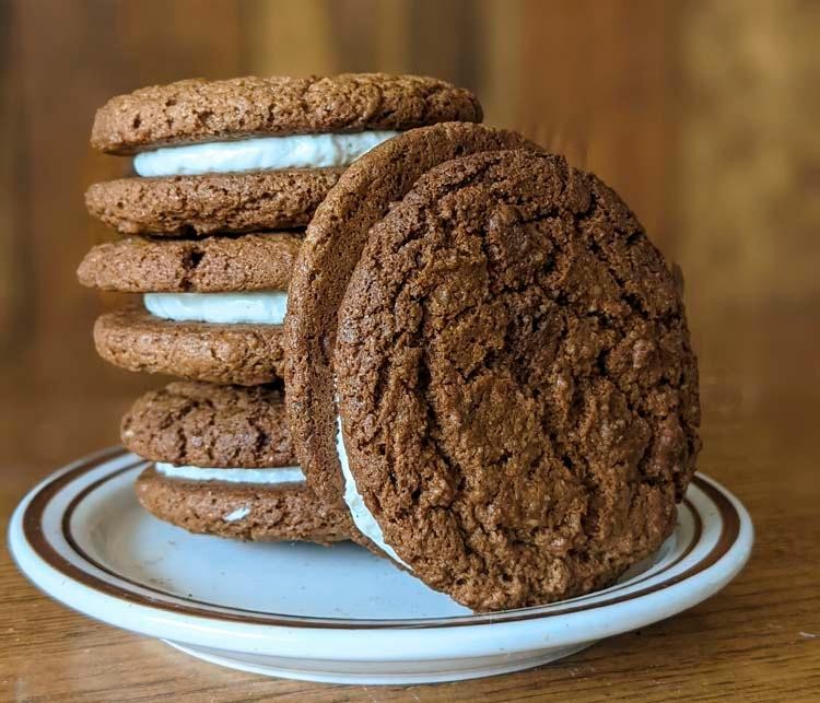 Oatmeal Sandwich Cookie