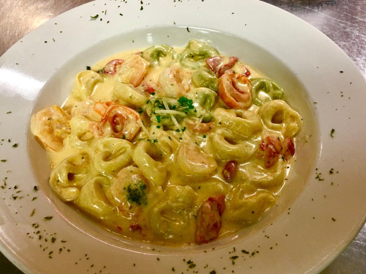 Spicy Tortellini and Shrimp