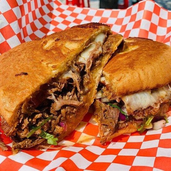 BIRRIA TORTA