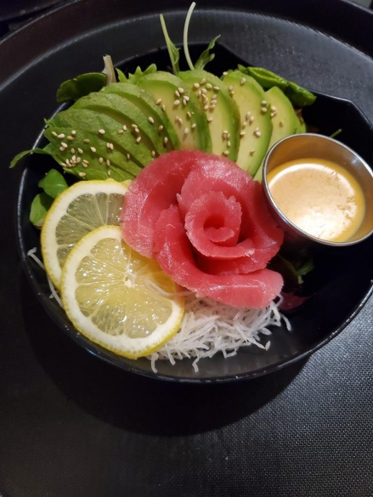 Tuna avocado salad
