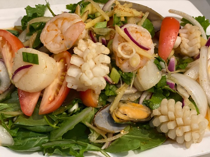 Seafood Salad (Yum Talay)