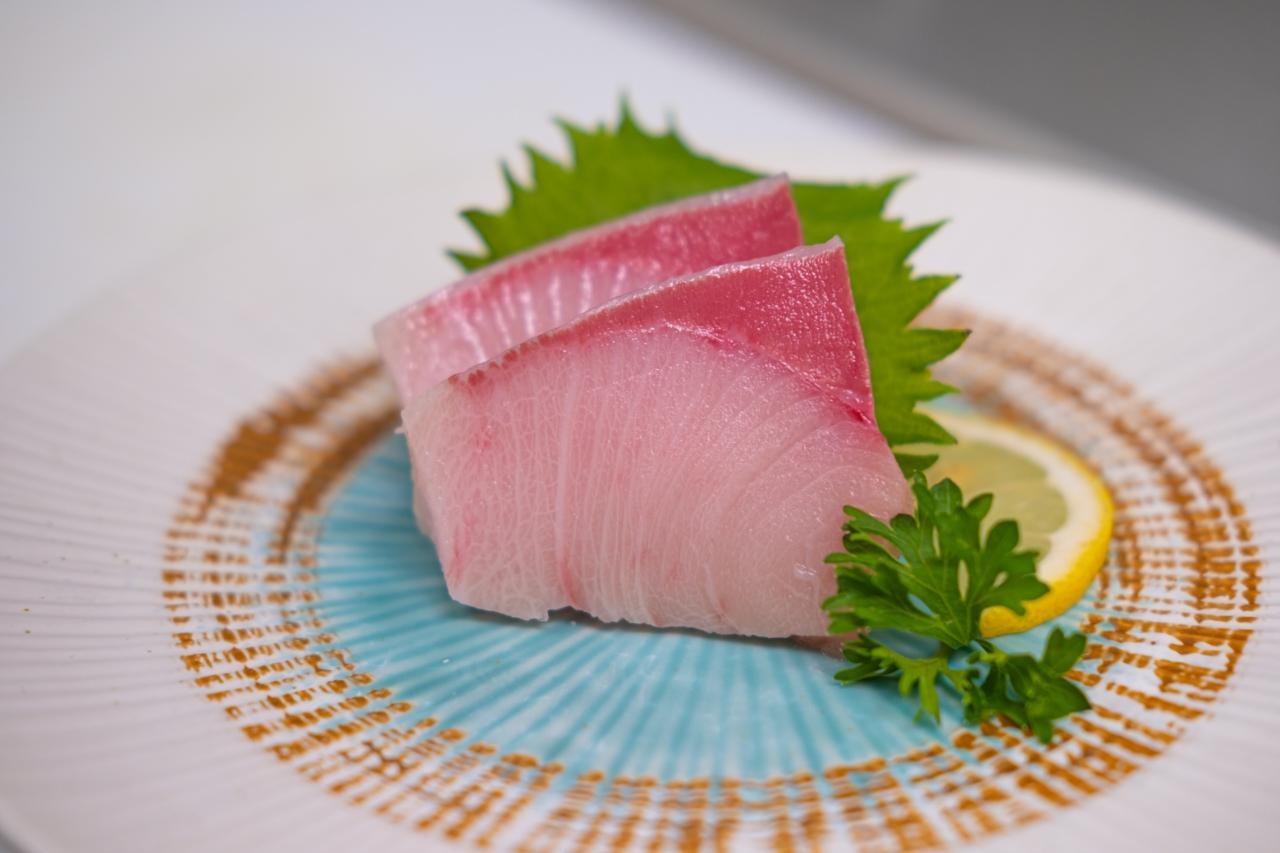 sashimi - yellowtail