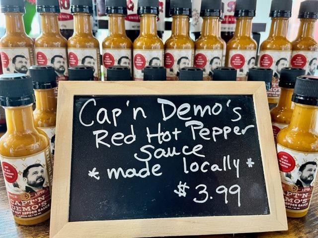 Cap'n Demo's Red Hot Pepper Sauce