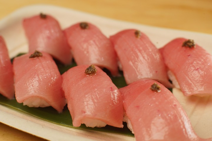 Toro Nigiri (8pc)