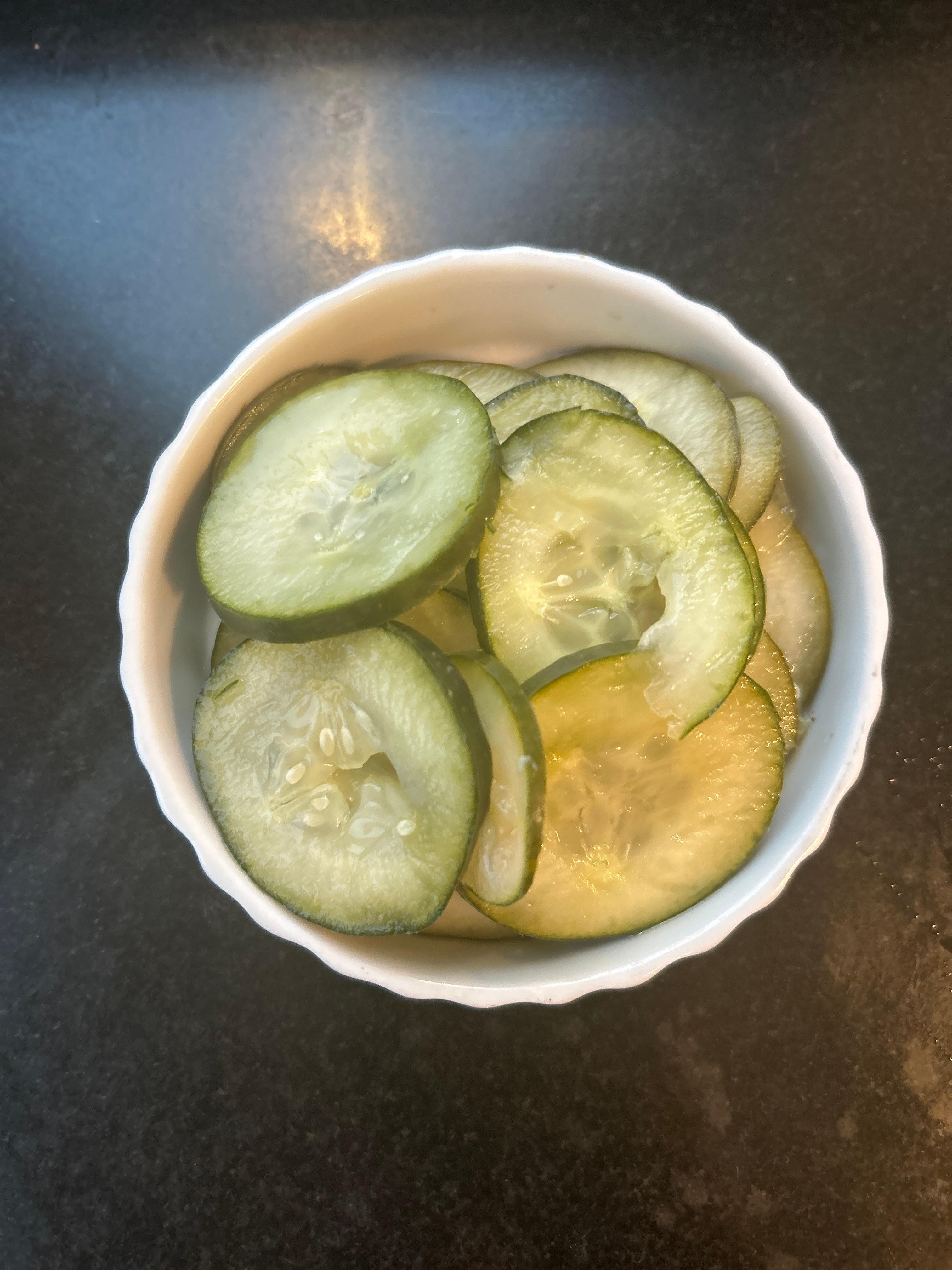Cucumber Pickles (16 oz)