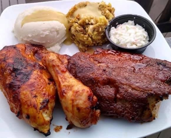 Combo BBQ Chicken and BBQ Ribs