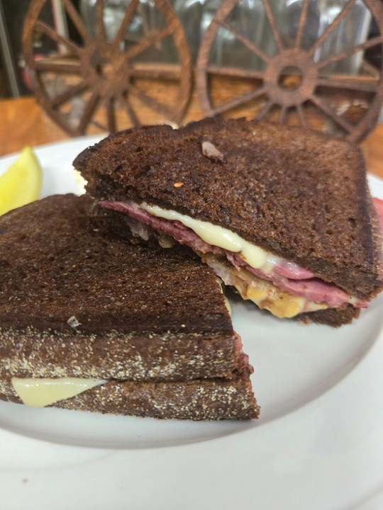 Corned Beef Melt