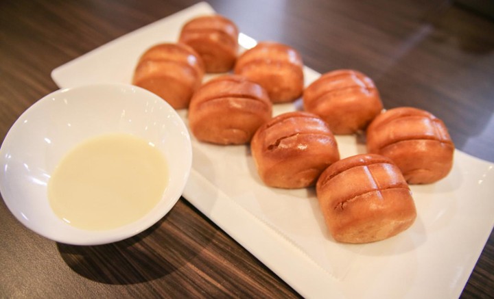 Fried Mantou (with condensed milk)