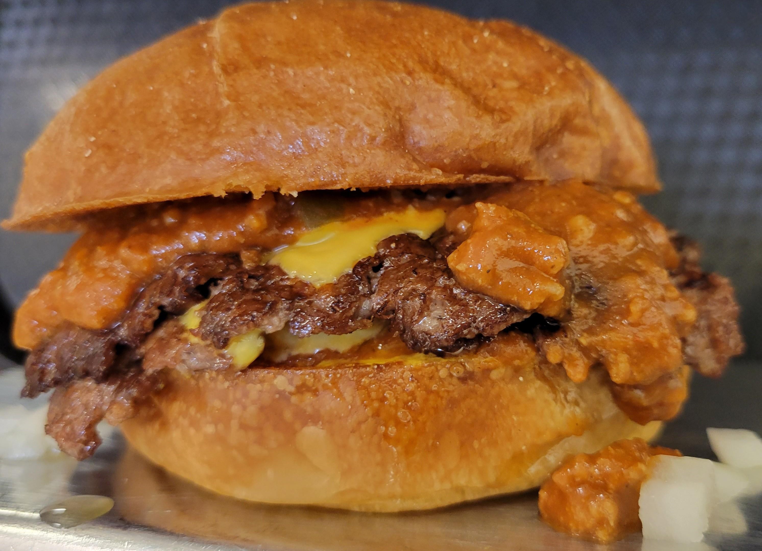 CHILI CHZ BURGER