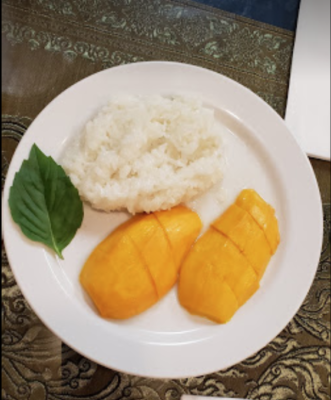Sticky Rice with Fresh Mango