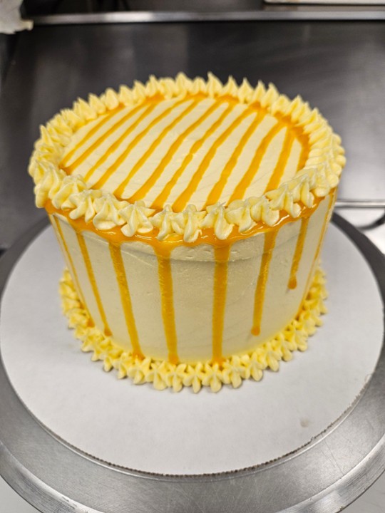 6 inch Vanilla-Mango Cake