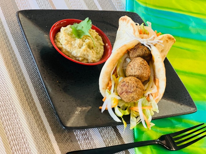 Falafel with Creamy Hummus Naan Wrap with Fries