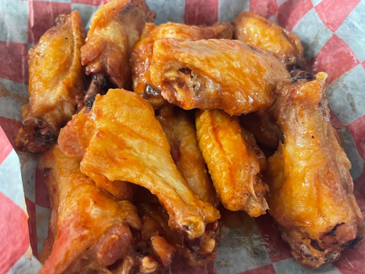 5 Wings - One Sauce