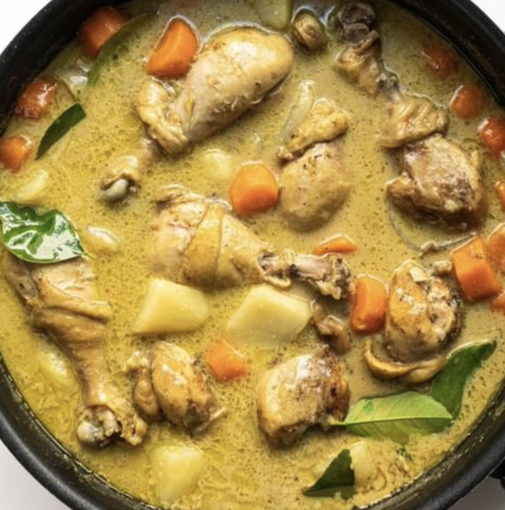 Curry Chicken w/ Steamed Rice