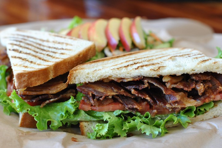 Classic BLT Sandwich