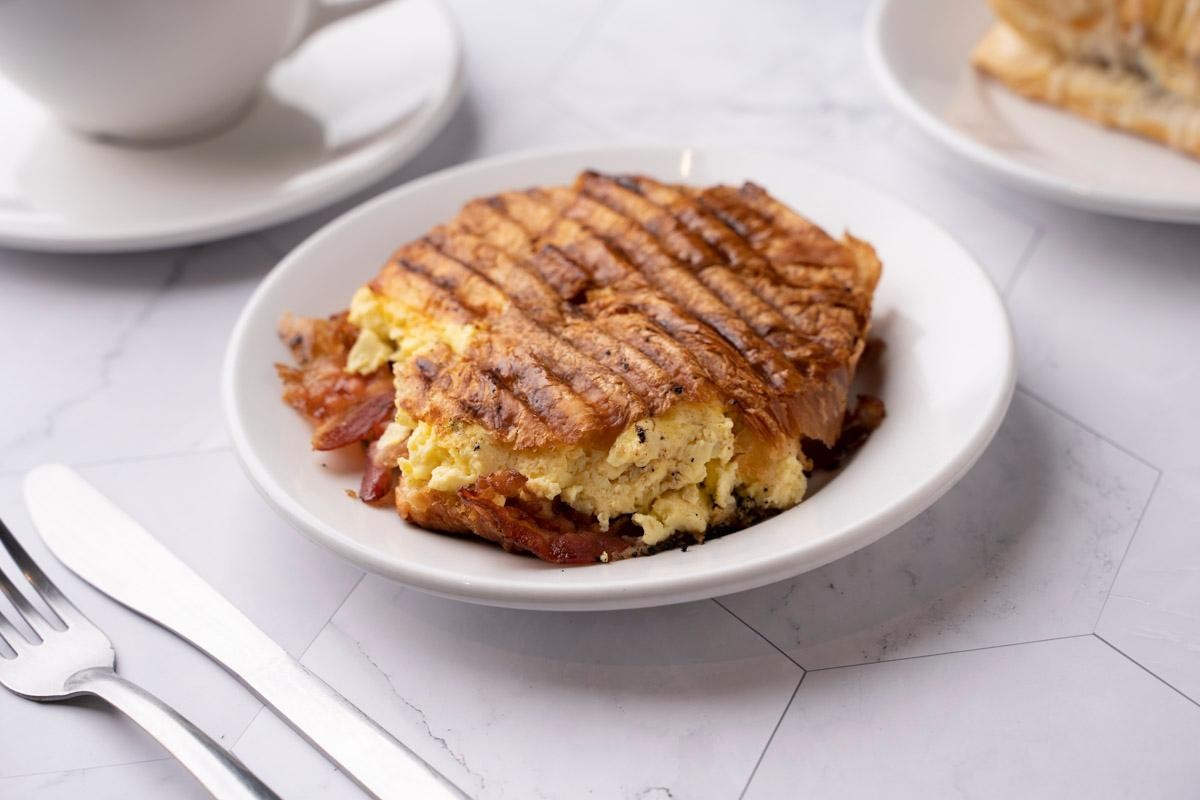 Bacon, Egg, & Cheese Breakfast Sandwich