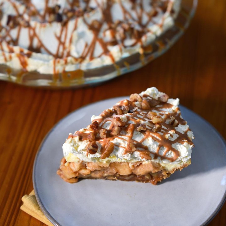 Salted Caramel Apple Pecan Cheesecake Pie