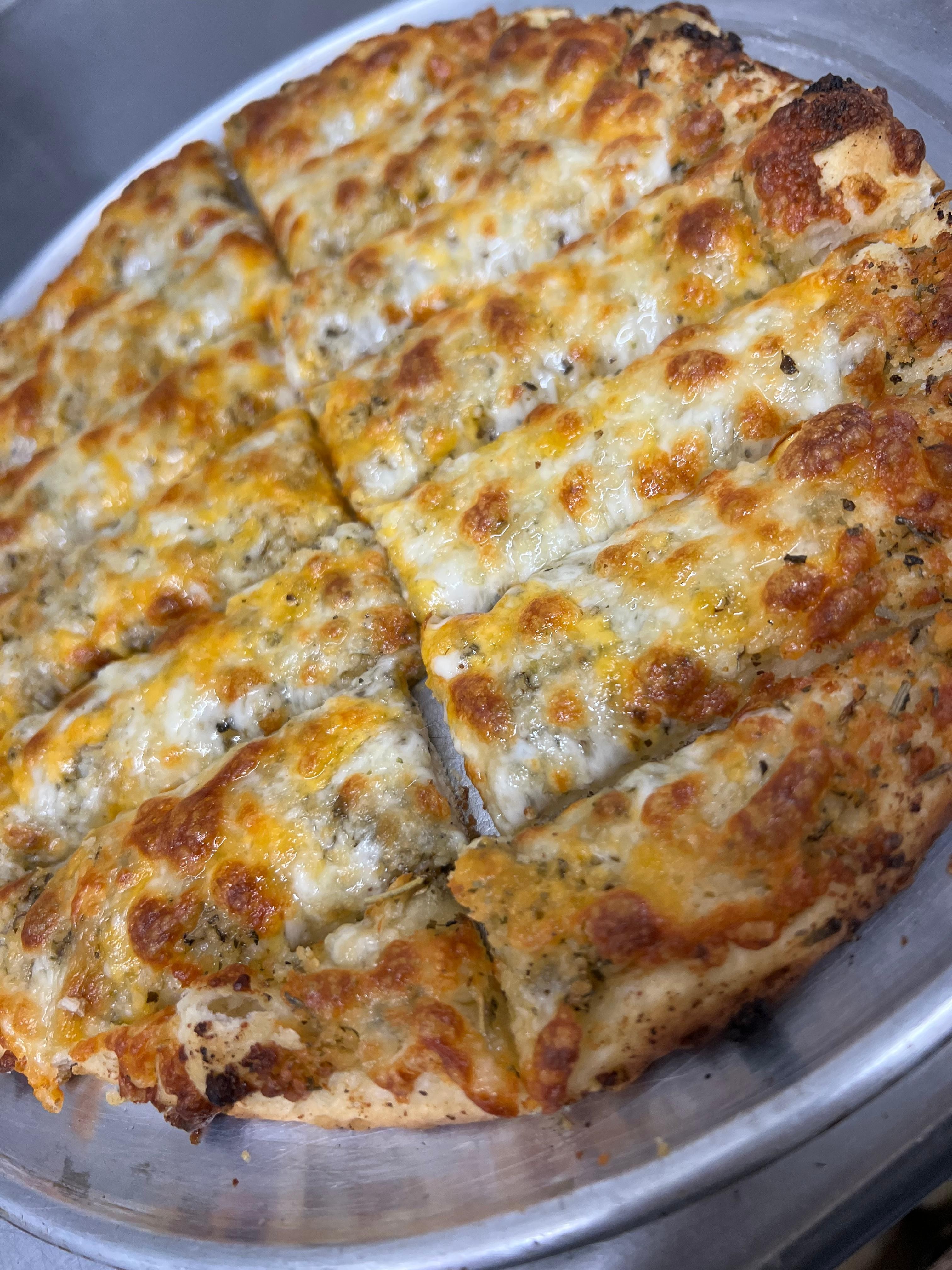 Garlic Cheese Bread Pizza