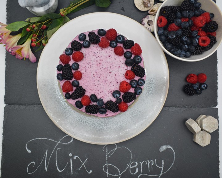 Mixberry Crepe Cake