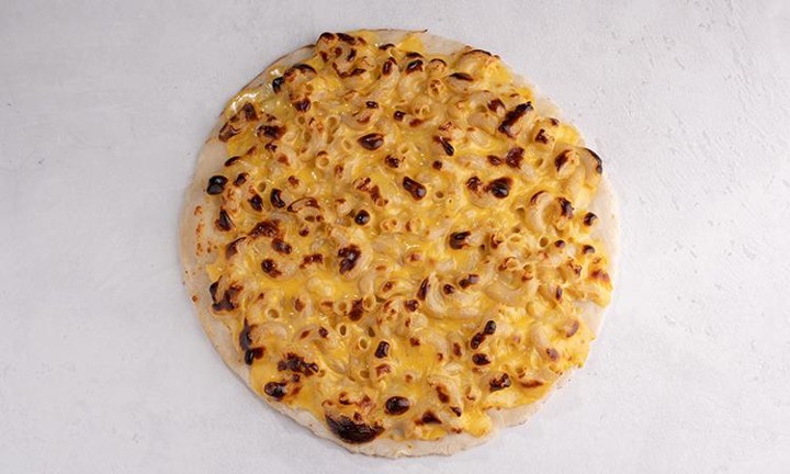 Mac and Cheese Pizza