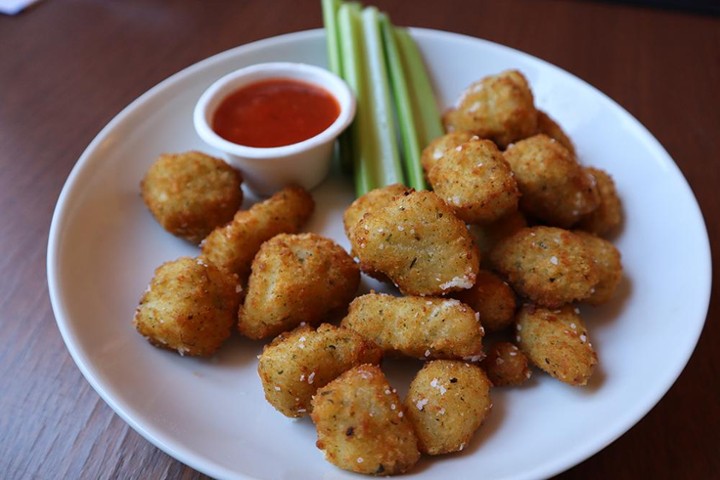 Buttermilk Ranch Cheese Curds with Decades Hot Sauce