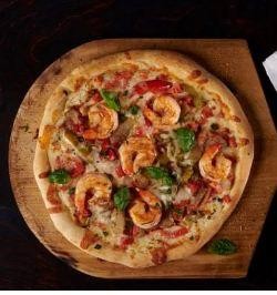 10" Villa's Shrimp Alfredo Pizza