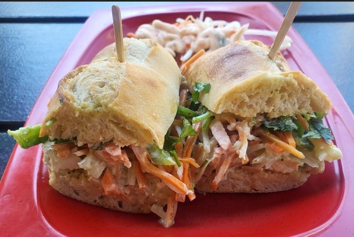 Green Curry Chicken Banh Mi