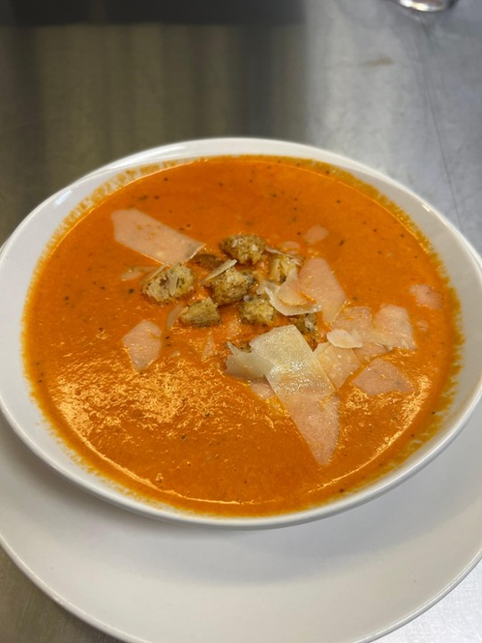 Roasted Pepper and Tomato Bisque