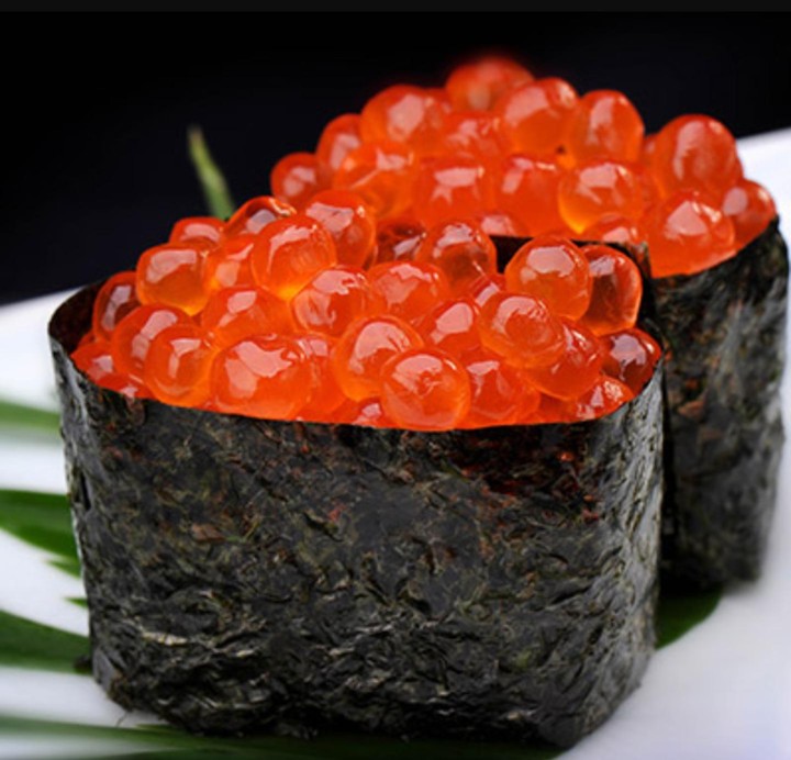 Salmon Egg/ Ikura Sushi (2pcs)