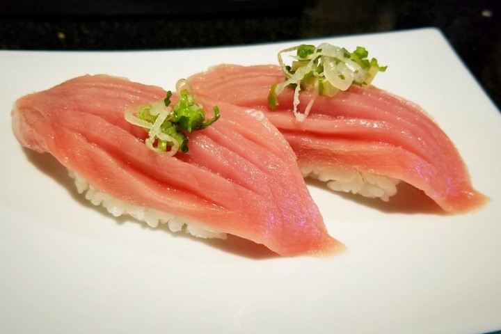 Chutoro Sushi (2pcs)