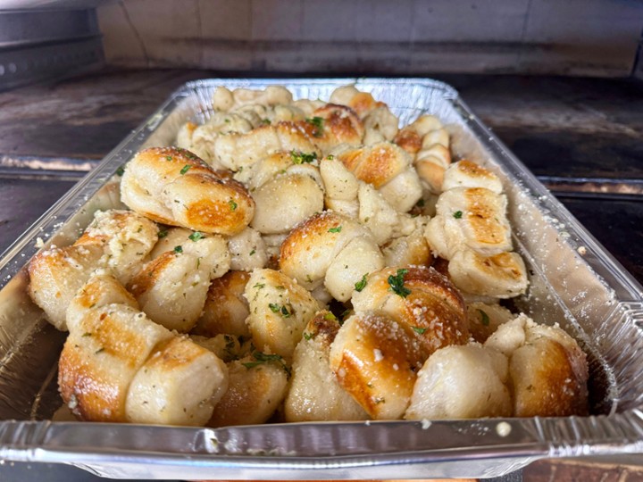 Half Tray Garlic Knots