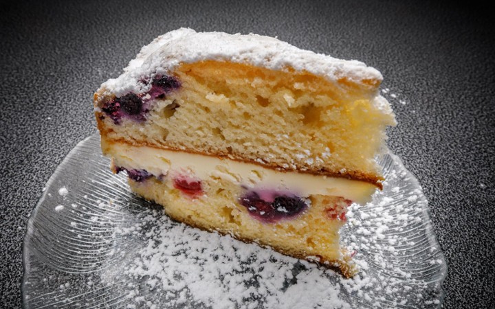 Lemon Berry Mascarpone Cake