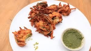 Onion pakoda (3 pieces in an order)