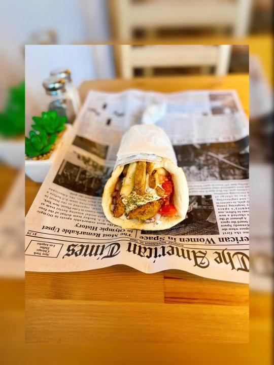 [V] Meatless Souvlaki Wrap